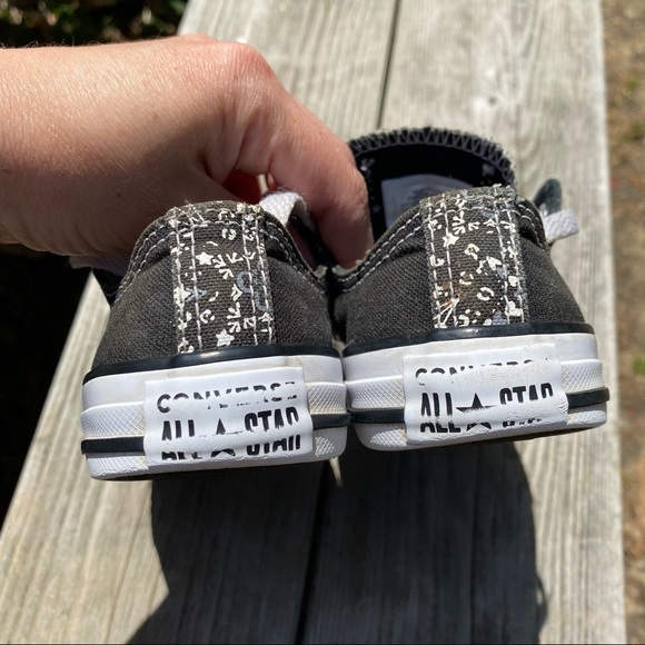 Converse kids 13 black low top sneakers boys girls - Picture 4 of 7